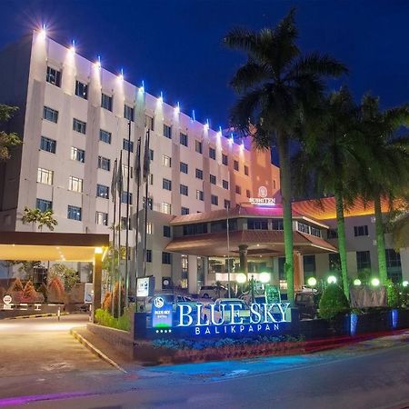 Blue Sky Hotel Balikpapan Exteriör bild