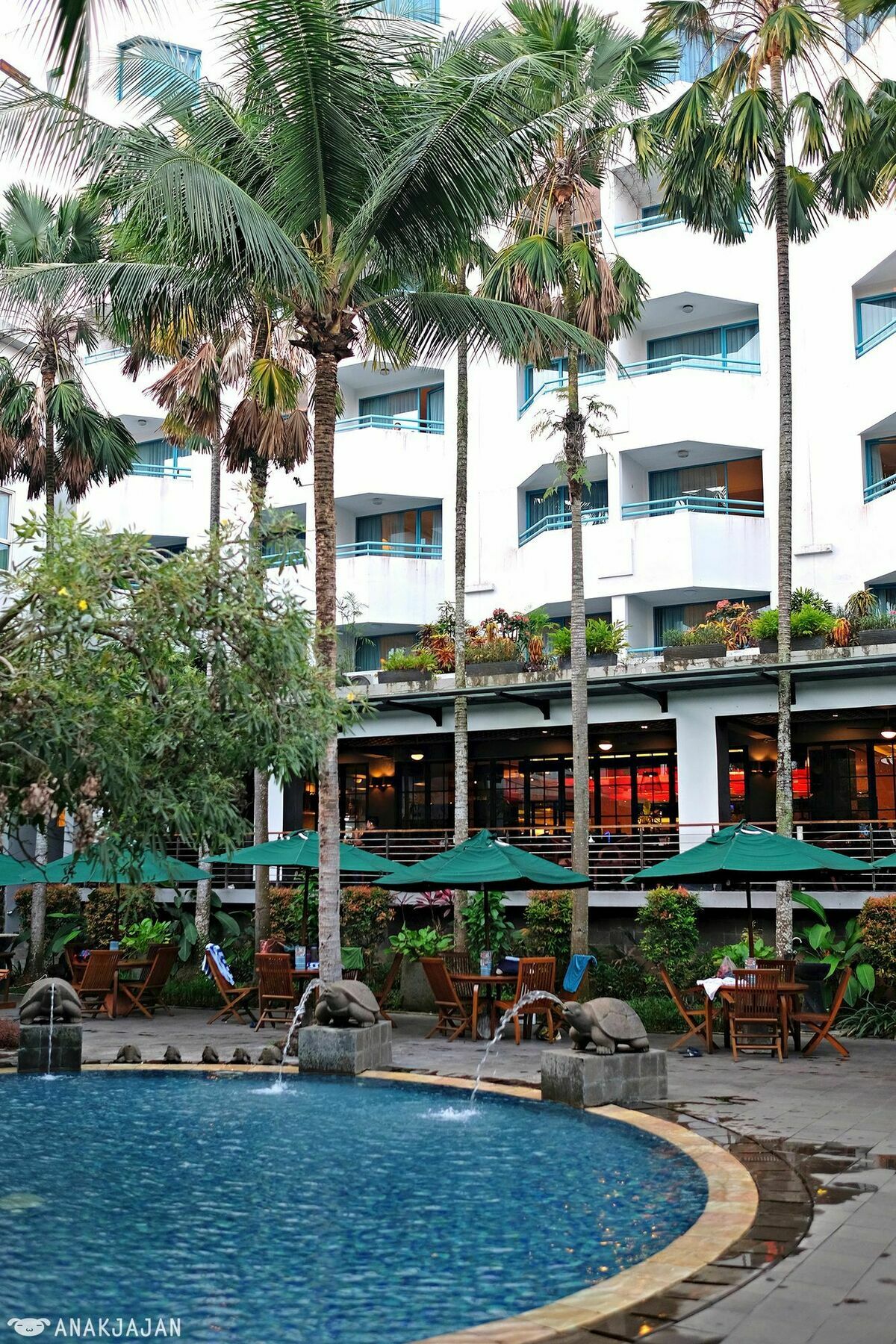 Blue Sky Hotel Balikpapan Exteriör bild